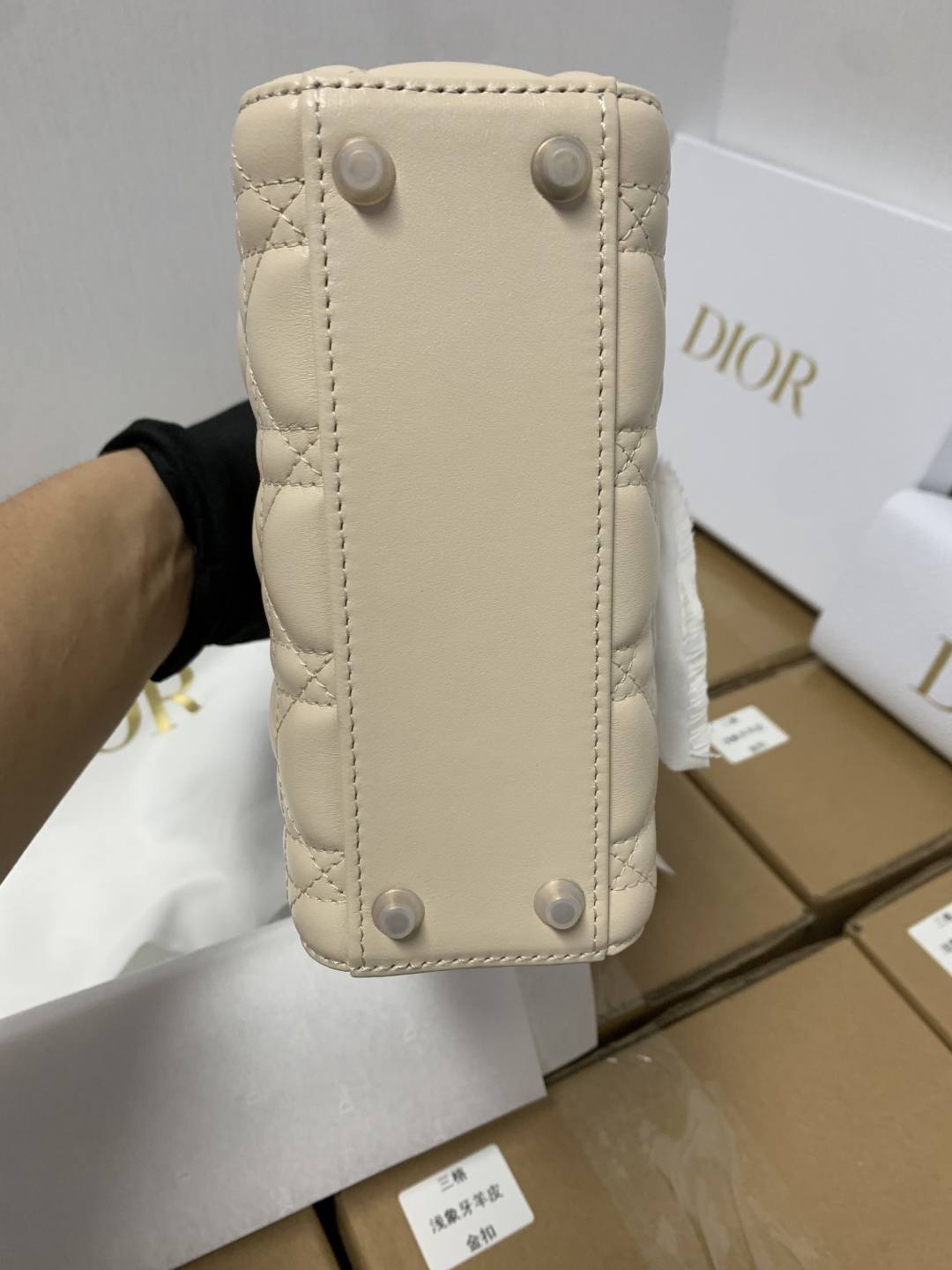 Shebag Super replica Lady Dior bag in beige review(Oct 2025 updated)-Best Quality designer Bag Review, and online shopping, designer bag ru Shebag Super replica Lady Dior bag in beige review(Oct 2025 updated)-Best Quality designer Bag Review, and online shopping, designer bag ru