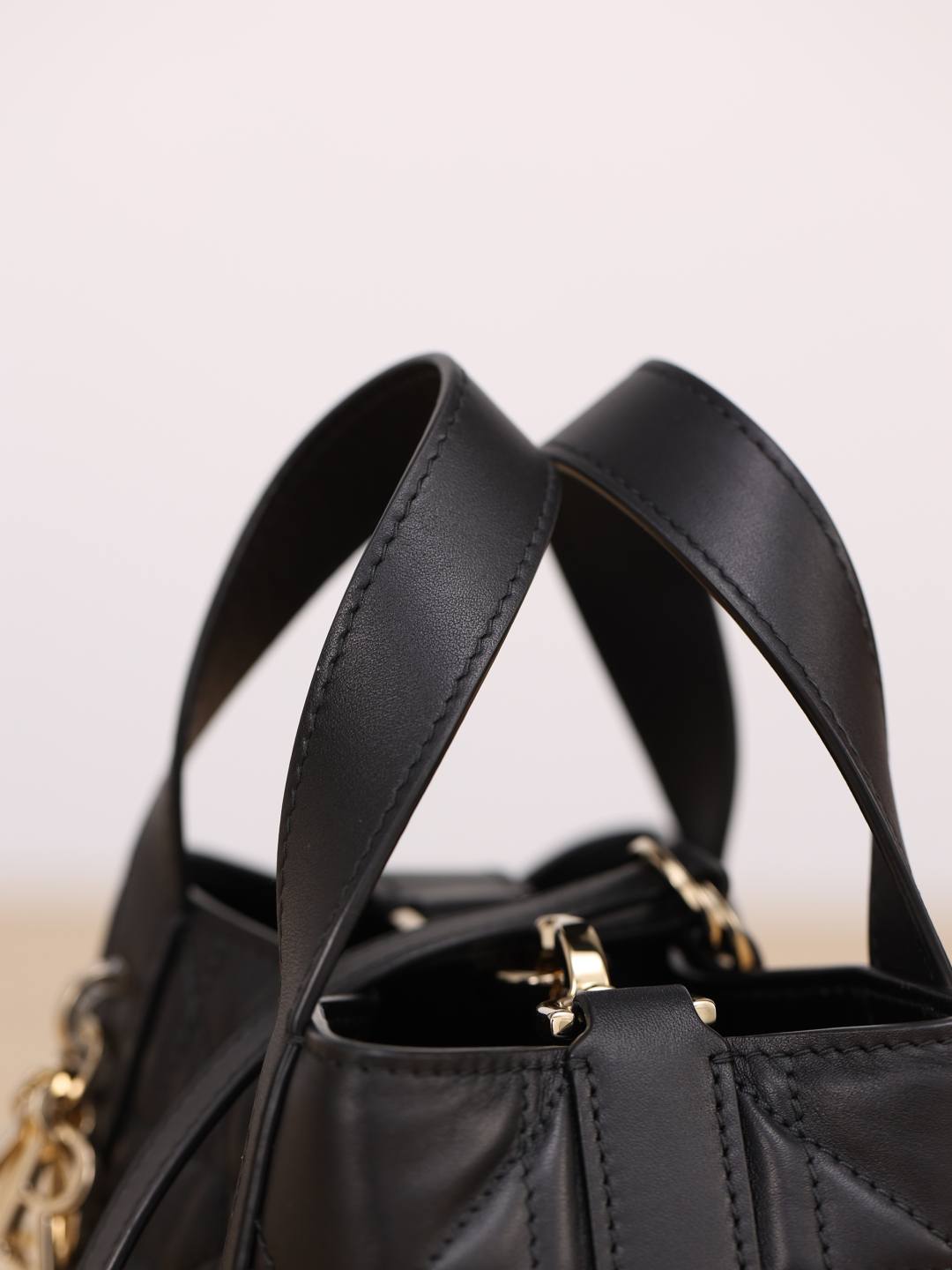 Shebag super replica Dior Toujours mini bag review(Oct 2025 updated)-Best Quality designer Bag Review, and online shopping, designer bag ru Shebag super replica Dior Toujours mini bag review(Oct 2025 updated)-Best Quality designer Bag Review, and online shopping, designer bag ru