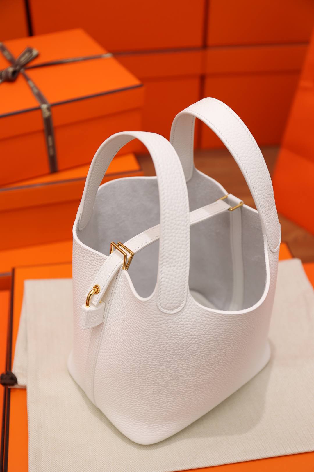 Shebag fully handmade Hermes Picotin 19 bag in white togo(Nov 2025 updated)-Best Quality designer Bag Review, and online shopping, designer bag ru Shebag fully handmade Hermes Picotin 19 bag in white togo(Nov 2025 updated)-Best Quality designer Bag Review, and online shopping, designer bag ru