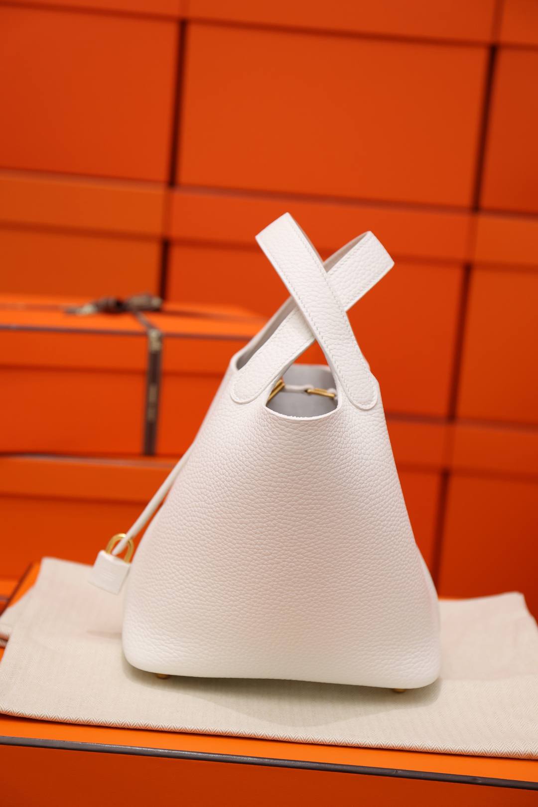 Shebag fully handmade Hermes Picotin 19 bag in white togo(Nov 2025 updated)-Best Quality designer Bag Review, and online shopping, designer bag ru Shebag fully handmade Hermes Picotin 19 bag in white togo(Nov 2025 updated)-Best Quality designer Bag Review, and online shopping, designer bag ru
