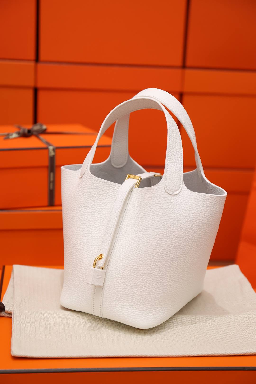 Shebag fully handmade Hermes Picotin 19 bag in white togo(Nov 2025 updated)-Best Quality designer Bag Review, and online shopping, designer bag ru Shebag fully handmade Hermes Picotin 19 bag in white togo(Nov 2025 updated)-Best Quality designer Bag Review, and online shopping, designer bag ru
