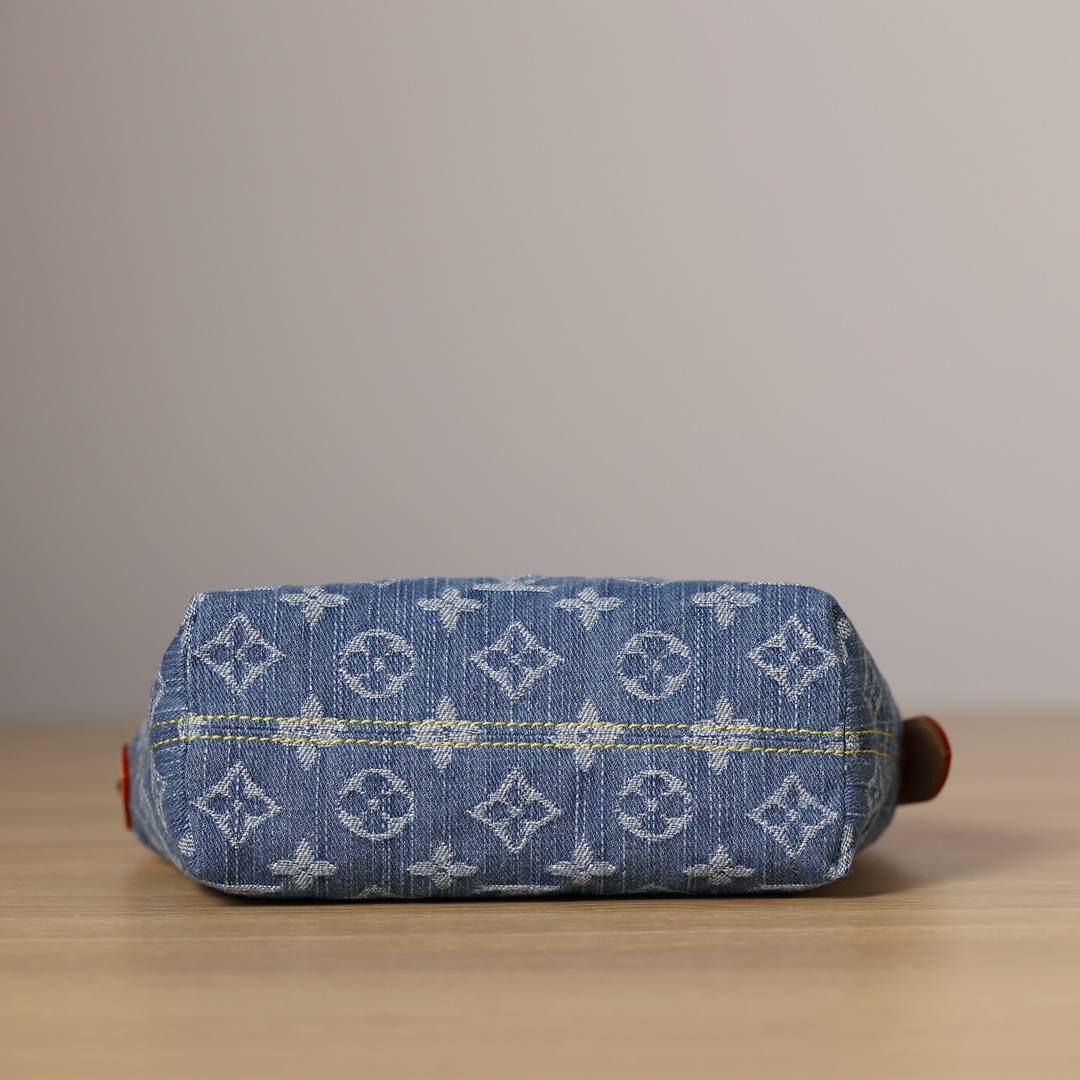 Shebag Super replica Louis Vuitton M82949 Hills pochette in Denim review(Nov 2025 updated)-Best Quality designer Bag Review, and online shopping, designer bag ru Shebag Super replica Louis Vuitton M82949 Hills pochette in Denim review(Nov 2025 updated)-Best Quality designer Bag Review, and online shopping, designer bag ru