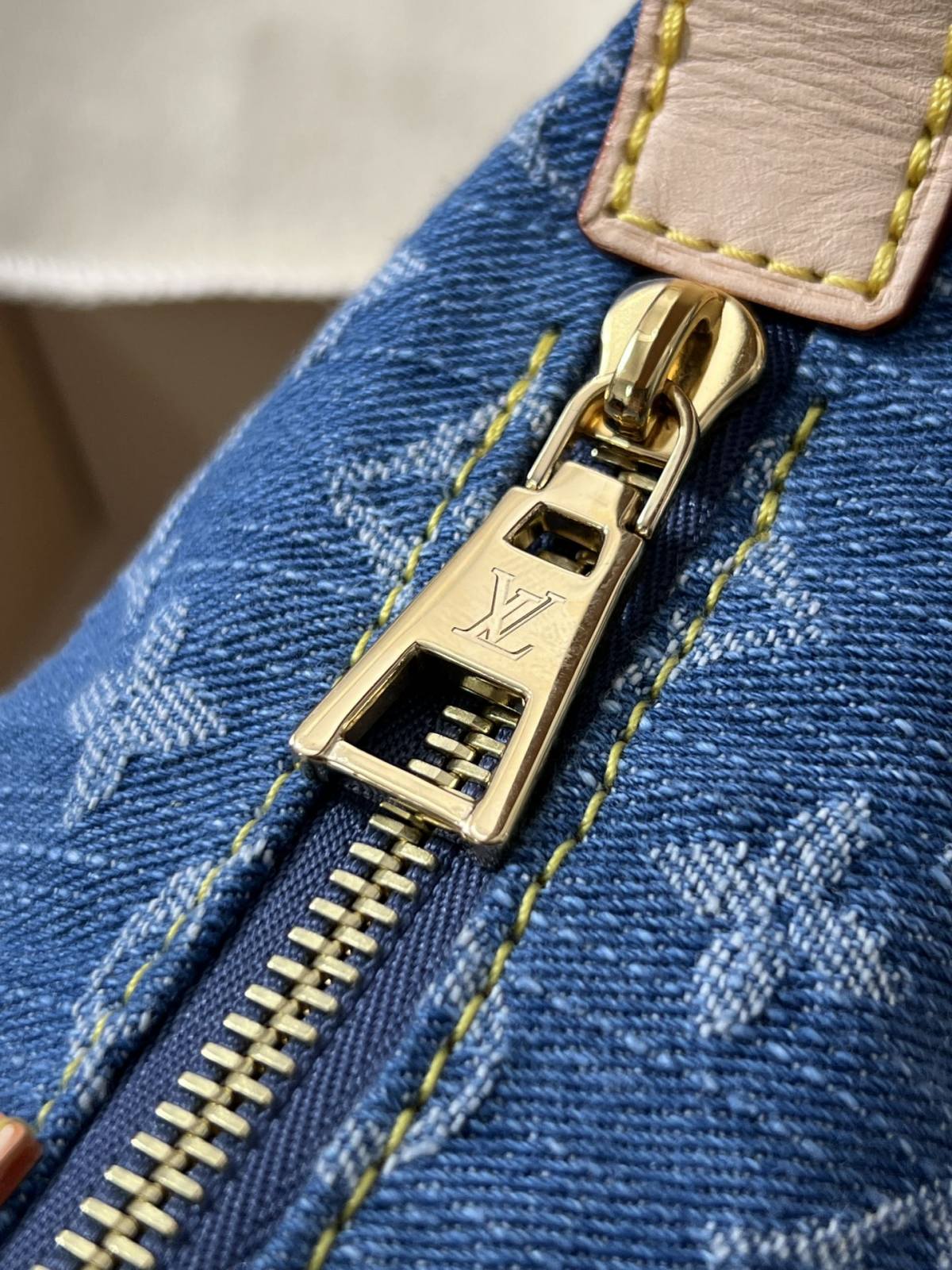 Shebag Super replica Louis Vuitton M82949 Hills pochette in Denim review(Nov 2025 updated)-Best Quality designer Bag Review, and online shopping, designer bag ru Shebag Super replica Louis Vuitton M82949 Hills pochette in Denim review(Nov 2025 updated)-Best Quality designer Bag Review, and online shopping, designer bag ru