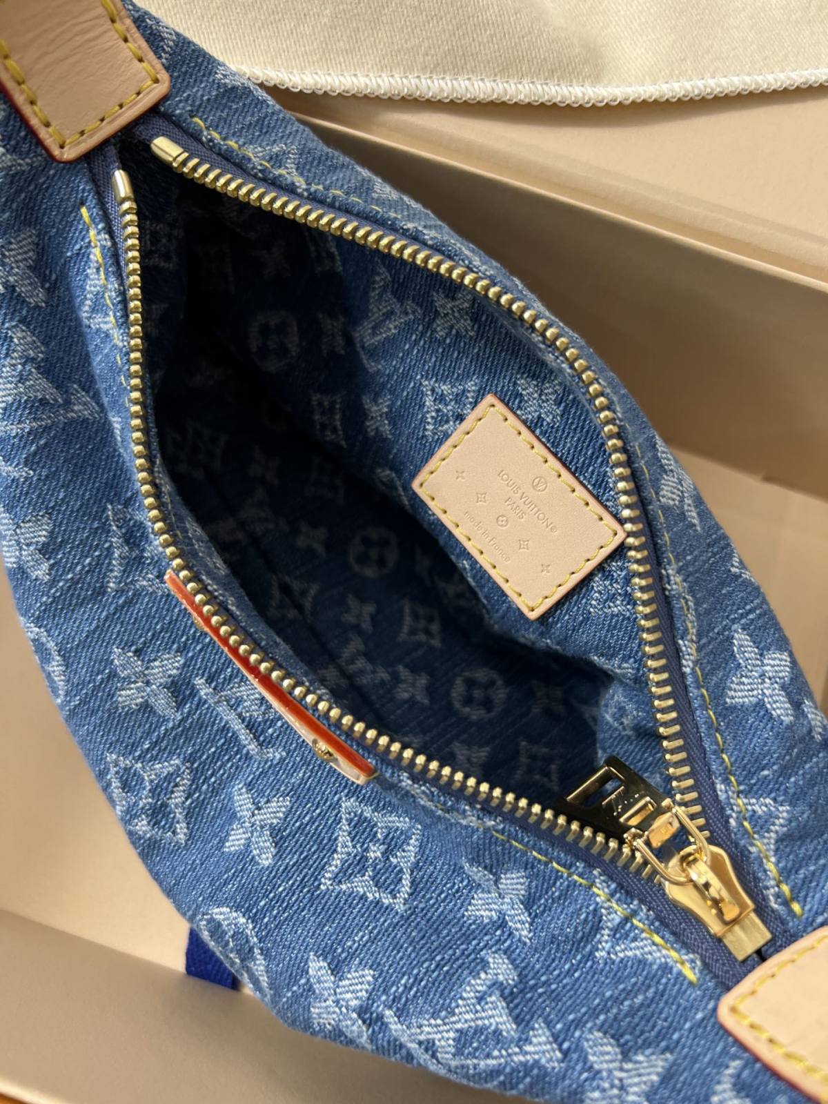 Shebag Super replica Louis Vuitton M82949 Hills pochette in Denim review(Nov 2025 updated)-Best Quality designer Bag Review, and online shopping, designer bag ru Shebag Super replica Louis Vuitton M82949 Hills pochette in Denim review(Nov 2025 updated)-Best Quality designer Bag Review, and online shopping, designer bag ru