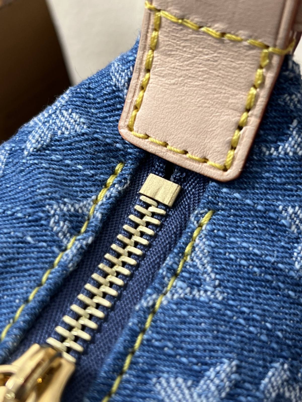 Shebag Super replica Louis Vuitton M82949 Hills pochette in Denim review(Nov 2025 updated)-Best Quality designer Bag Review, and online shopping, designer bag ru Shebag Super replica Louis Vuitton M82949 Hills pochette in Denim review(Nov 2025 updated)-Best Quality designer Bag Review, and online shopping, designer bag ru