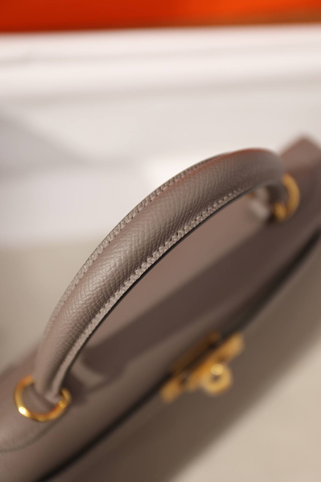 Shebag fully handmade Hermes Kelly 25 bag in grey Epsom(Nov 2025 updated)-Best Quality designer Bag Review, and online shopping, designer bag ru Shebag fully handmade Hermes Kelly 25 bag in grey Epsom(Nov 2025 updated)-Best Quality designer Bag Review, and online shopping, designer bag ru