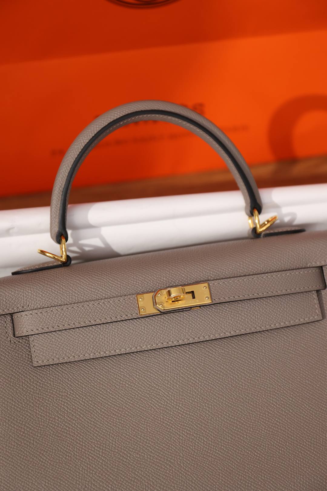 Shebag fully handmade Hermes Kelly 25 bag in grey Epsom(Nov 2025 updated)-Best Quality designer Bag Review, and online shopping, designer bag ru Shebag fully handmade Hermes Kelly 25 bag in grey Epsom(Nov 2025 updated)-Best Quality designer Bag Review, and online shopping, designer bag ru