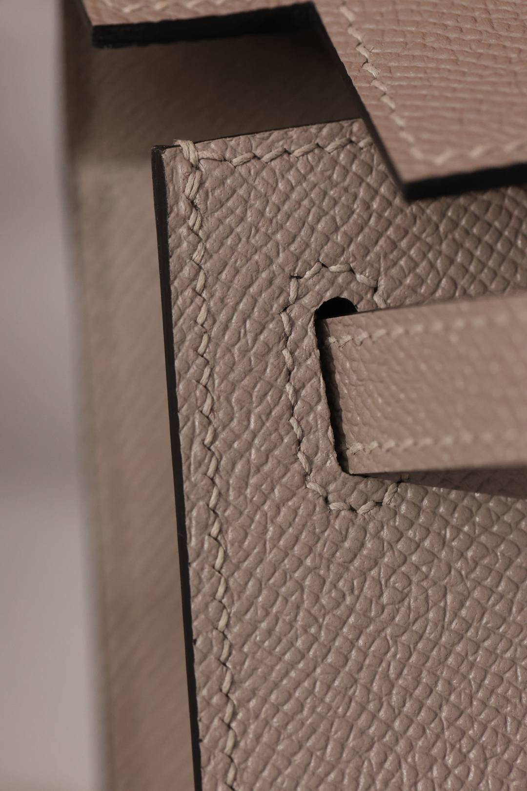 Shebag fully handmade Hermes Kelly 25 bag in grey Epsom(Nov 2025 updated)-Best Quality designer Bag Review, and online shopping, designer bag ru Shebag fully handmade Hermes Kelly 25 bag in grey Epsom(Nov 2025 updated)-Best Quality designer Bag Review, and online shopping, designer bag ru