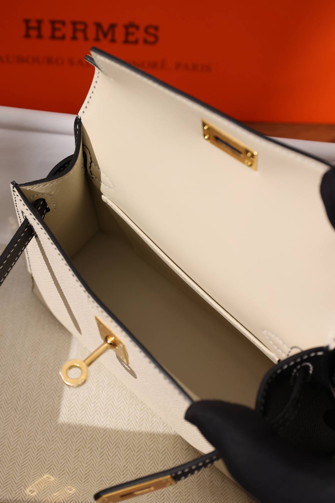 Shebag fully handmade Mini Kelly 2 bag double color in Epsom(Nov 2025 updated)-Best Quality designer Bag Review, and online shopping, designer bag ru Shebag fully handmade Mini Kelly 2 bag double color in Epsom(Nov 2025 updated)-Best Quality designer Bag Review, and online shopping, designer bag ru