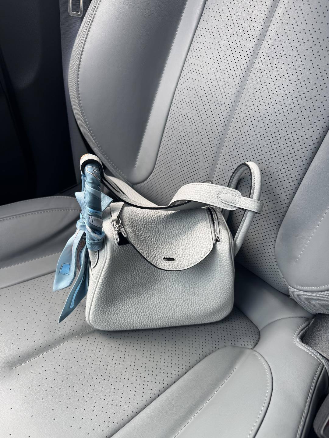 Shebag fully handmade Mini Lindy 19cm in light blue togo bag review(Dec 2025 updated)-Best Quality designer Bag Review, and online shopping, designer bag ru