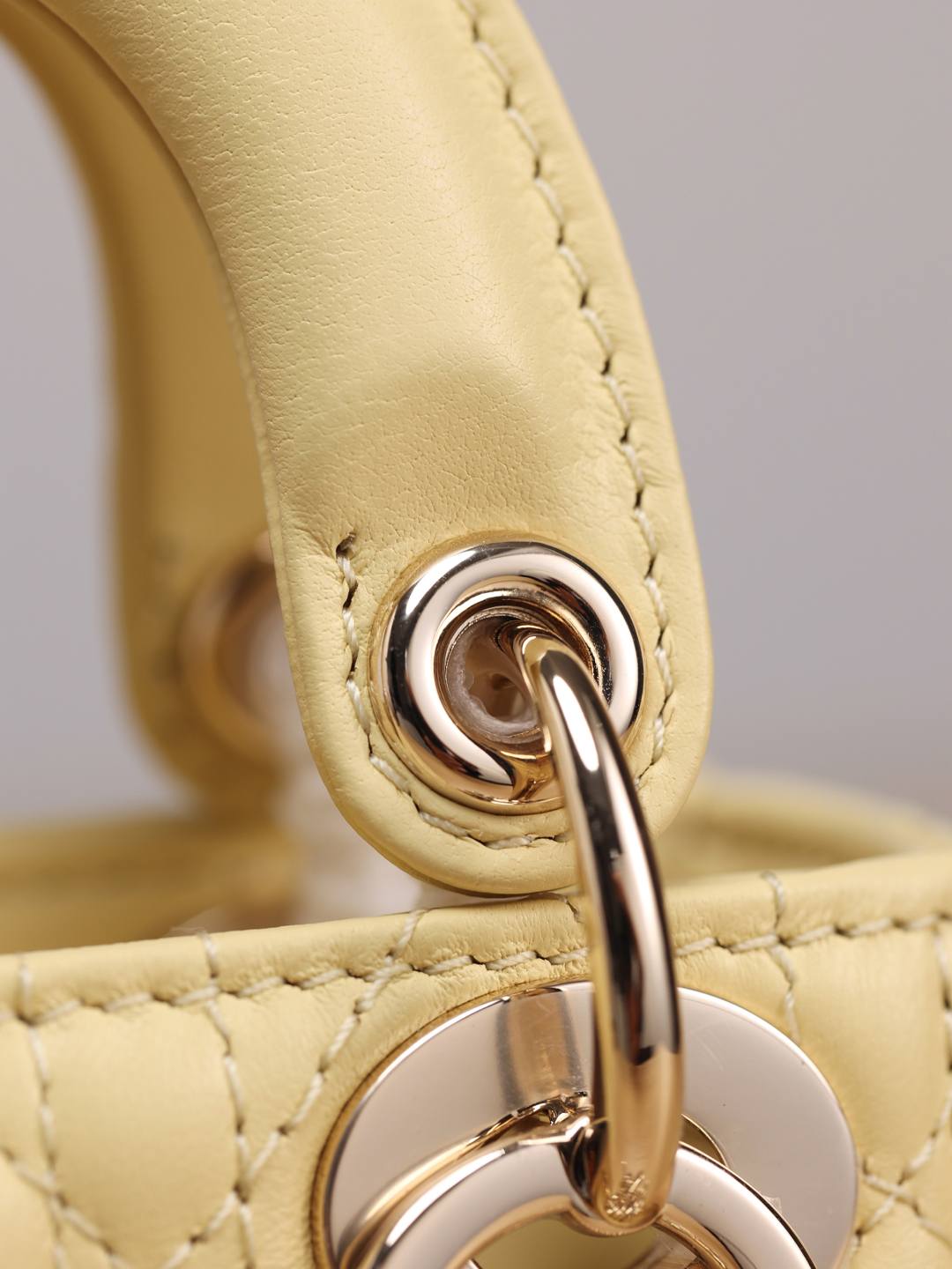 Shebag Super replica Lady Dior mini Yellow lambskin bag review(Dec 2025 updated))-Best Quality designer Bag Review, and online shopping, designer bag ru