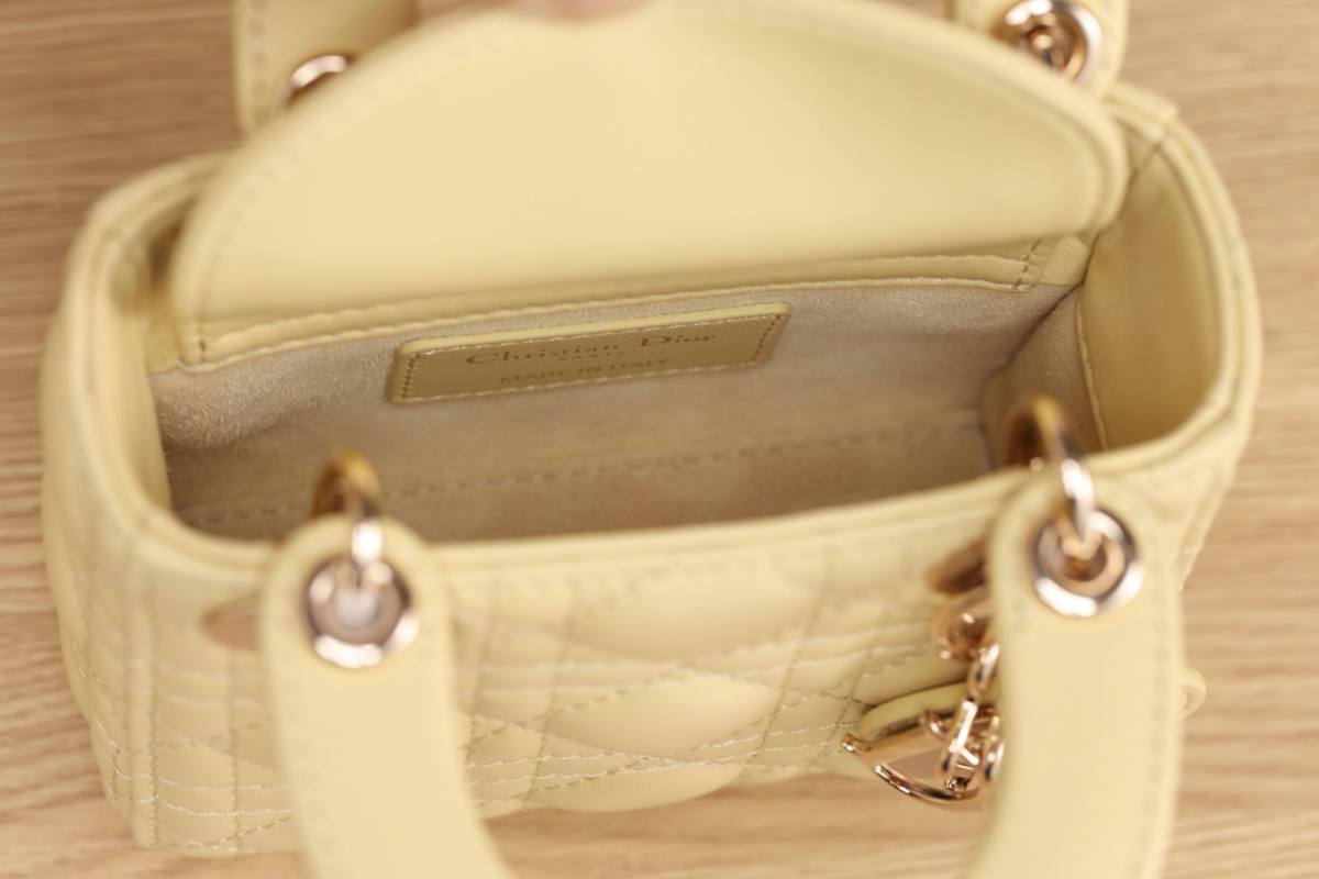 Shebag Super replica Lady Dior mini Yellow lambskin bag review(Dec 2025 updated))-Best Quality designer Bag Review, and online shopping, designer bag ru
