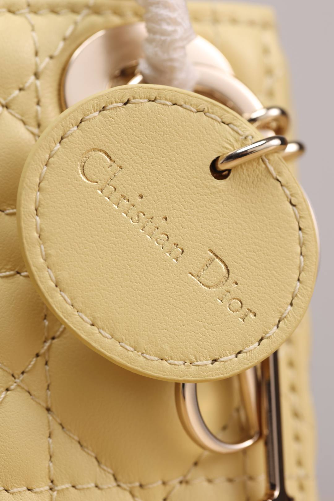 Shebag Super replica Lady Dior mini Yellow lambskin bag review(Dec 2025 updated))-Best Quality designer Bag Review, and online shopping, designer bag ru