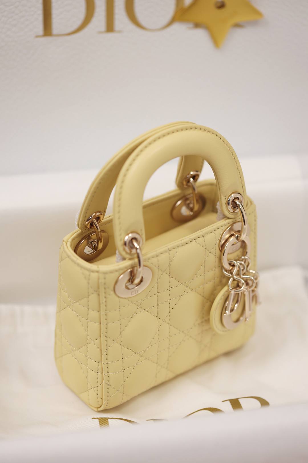 Shebag Super replica Lady Dior mini Yellow lambskin bag review(Dec 2025 updated))-Best Quality designer Bag Review, and online shopping, designer bag ru