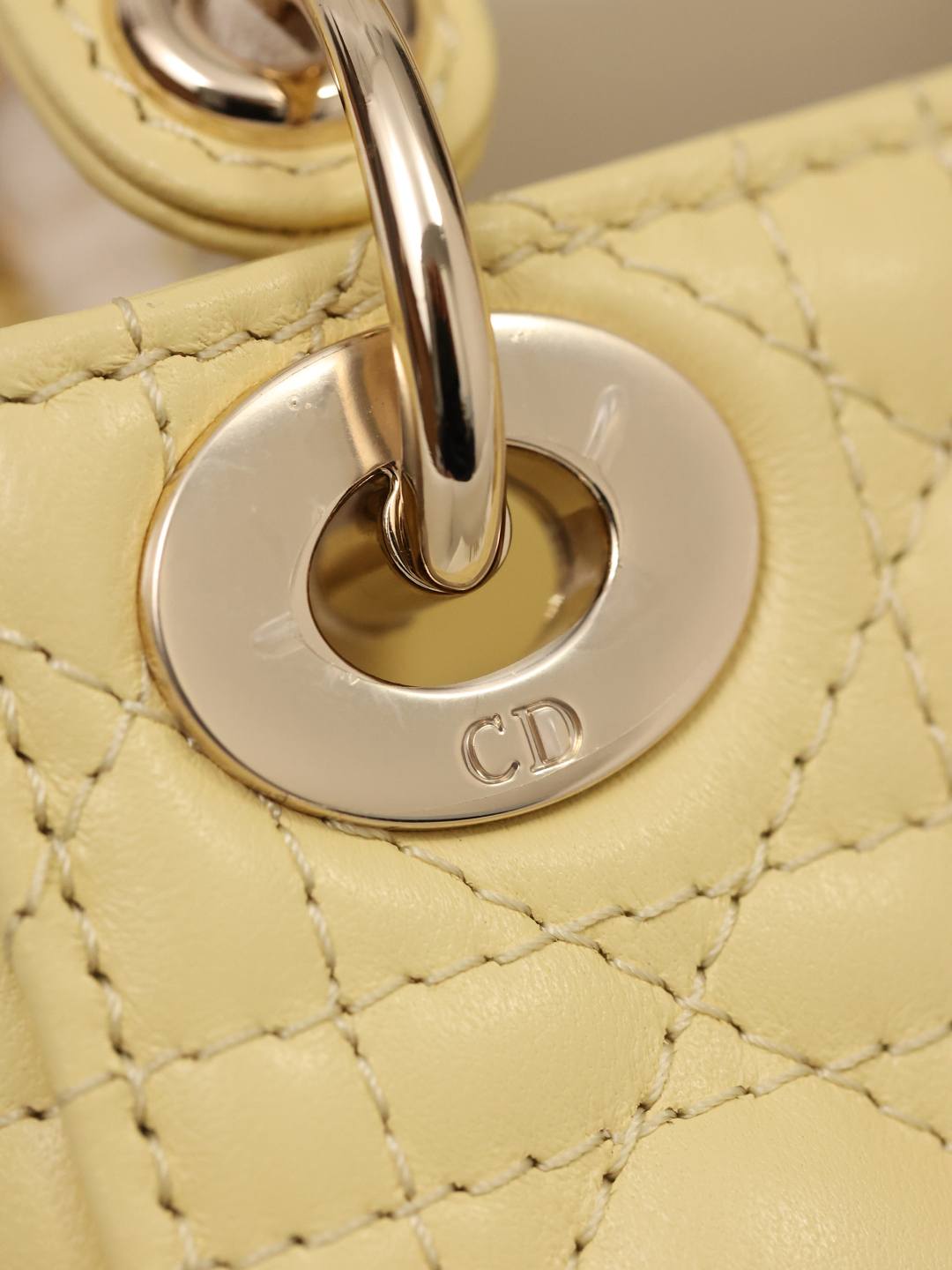 Shebag Super replica Lady Dior mini Yellow lambskin bag review(Dec 2025 updated))-Best Quality designer Bag Review, and online shopping, designer bag ru