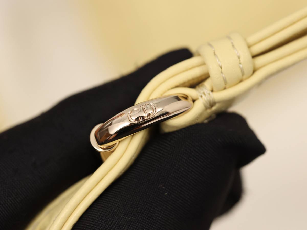 Shebag Super replica Lady Dior mini Yellow lambskin bag review(Dec 2025 updated))-Best Quality designer Bag Review, and online shopping, designer bag ru
