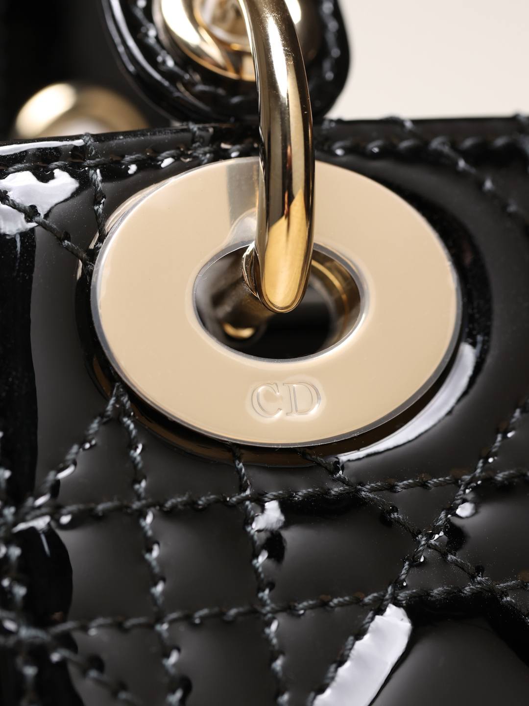 Shebag super replica Lady Dior in Patent black bag review(Dec 2025 updated)-Best Quality designer Bag Review, and online shopping, designer bag ru