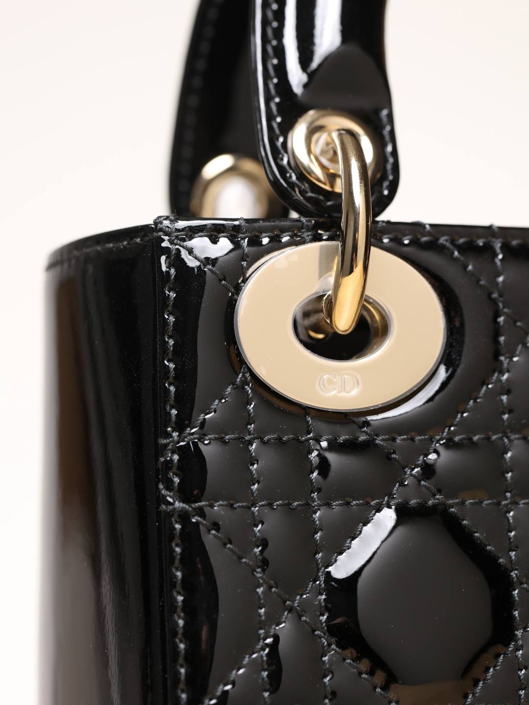 Shebag super replica Lady Dior in Patent black bag review(Dec 2025 updated)-Best Quality designer Bag Review, and online shopping, designer bag ru