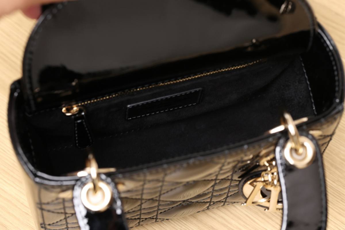 Shebag super replica Lady Dior in Patent black bag review(Dec 2025 updated)-Best Quality designer Bag Review, and online shopping, designer bag ru