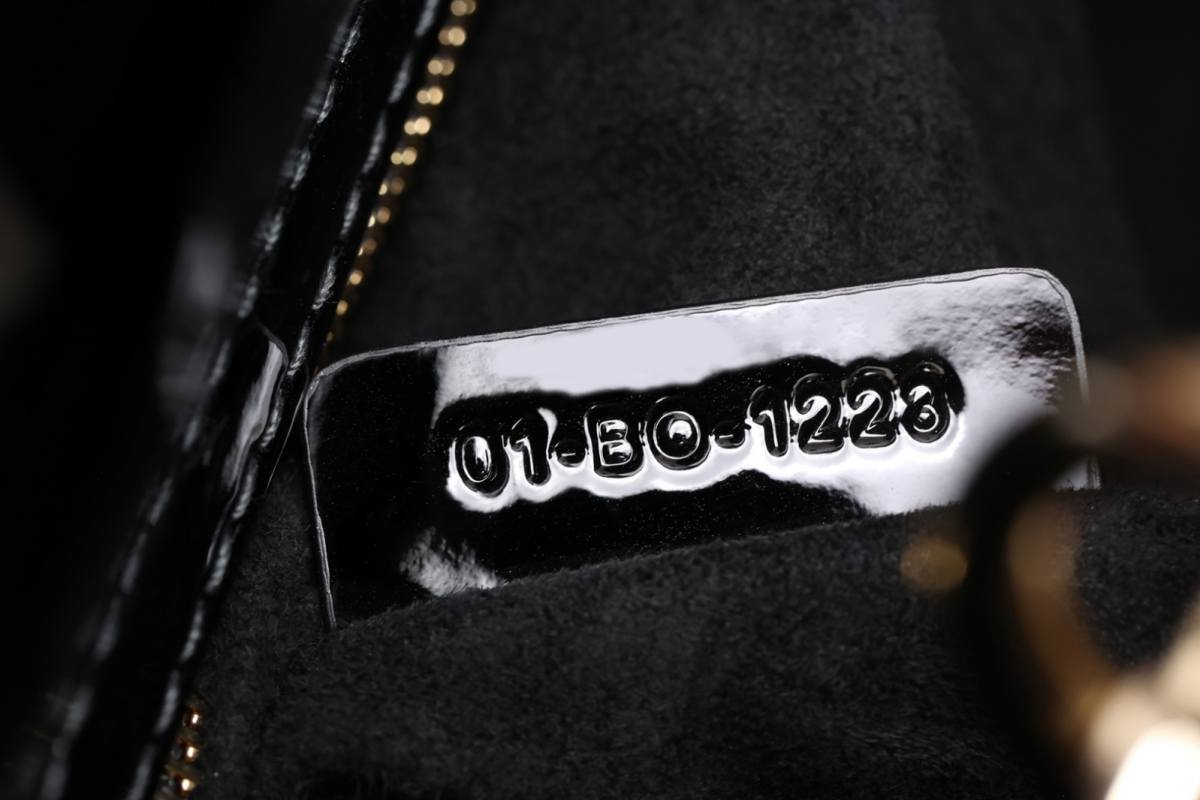 Shebag super replica Lady Dior in Patent black bag review(Dec 2025 updated)-Best Quality designer Bag Review, and online shopping, designer bag ru