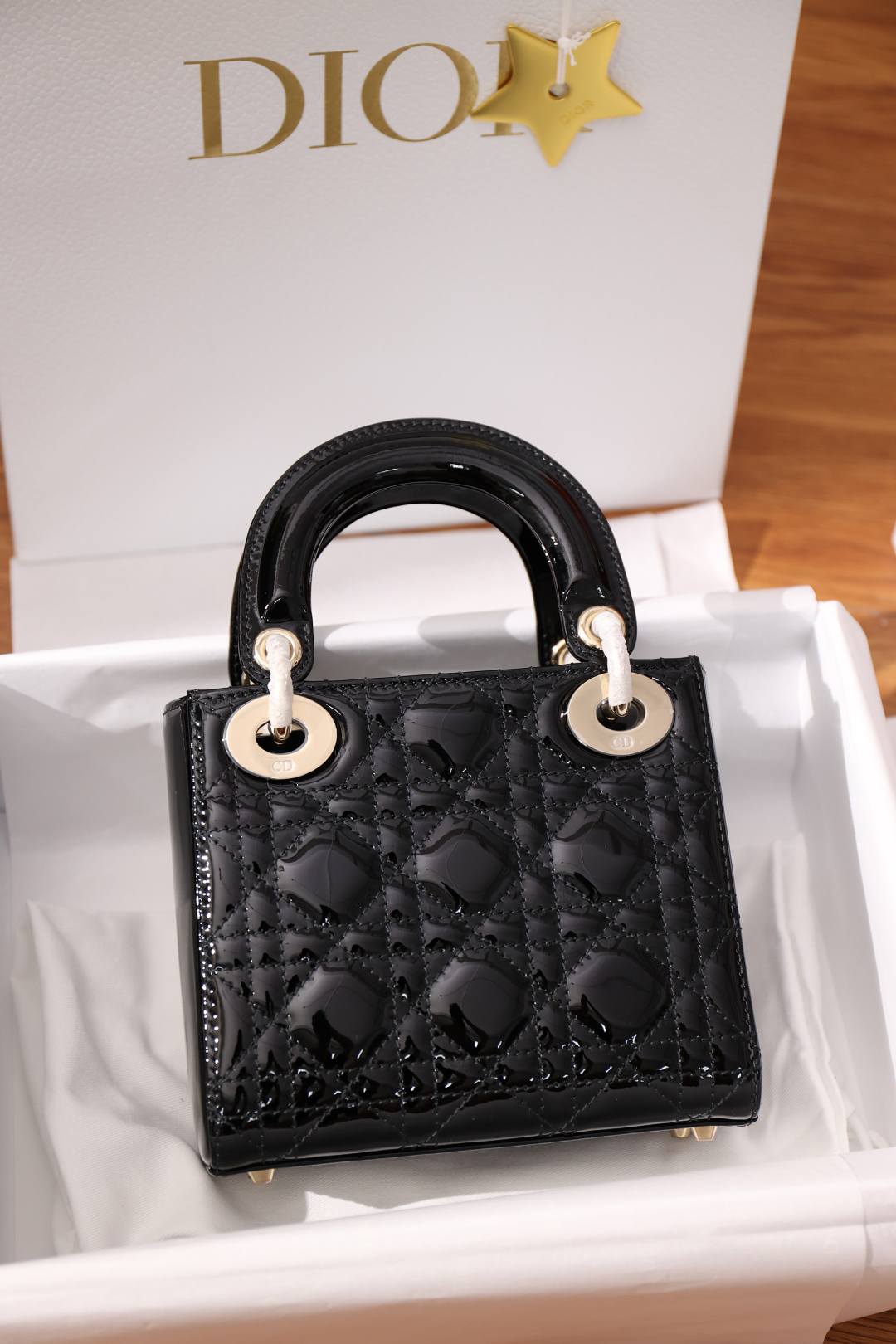 Shebag super replica Lady Dior in Patent black bag review(Dec 2025 updated)-Best Quality designer Bag Review, and online shopping, designer bag ru