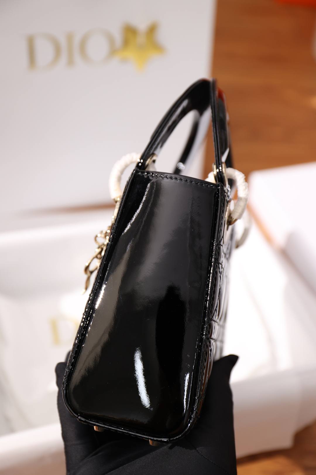 Shebag super replica Lady Dior in Patent black bag review(Dec 2025 updated)-Best Quality designer Bag Review, and online shopping, designer bag ru