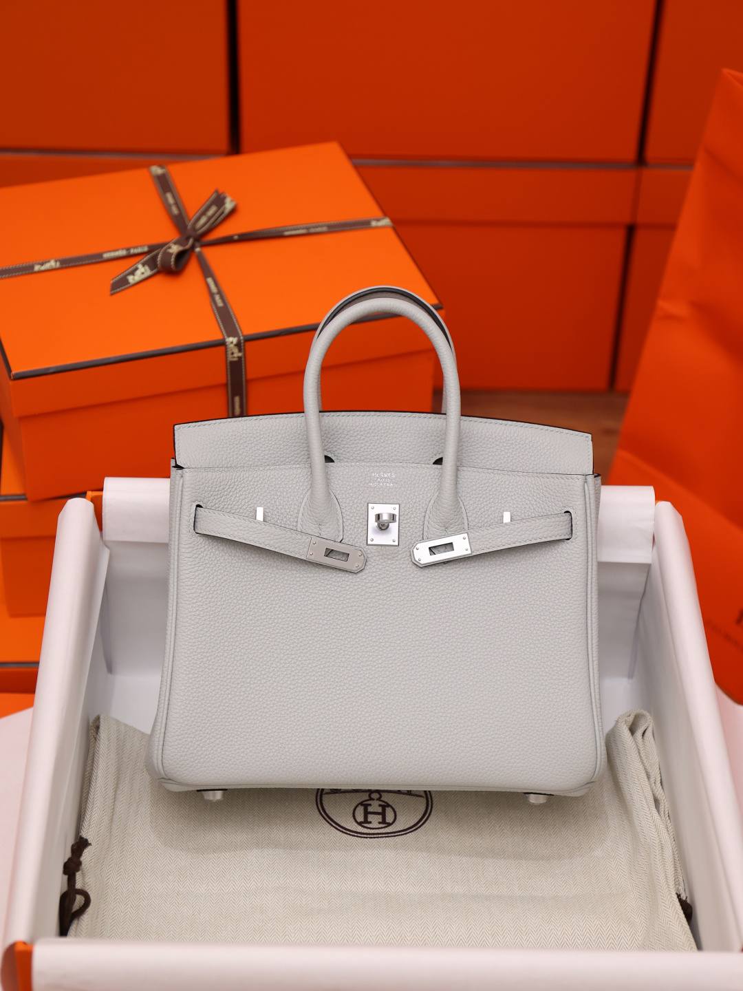 Shebag fully handmade Hermes Birkin 25 in dream blue togo review(Dec 2025 updated)-Best Quality designer Bag Review, and online shopping, designer bag ru Shebag fully handmade Hermes Birkin 25 in dream blue togo review(Dec 2025 updated)-Best Quality designer Bag Review, and online shopping, designer bag ru