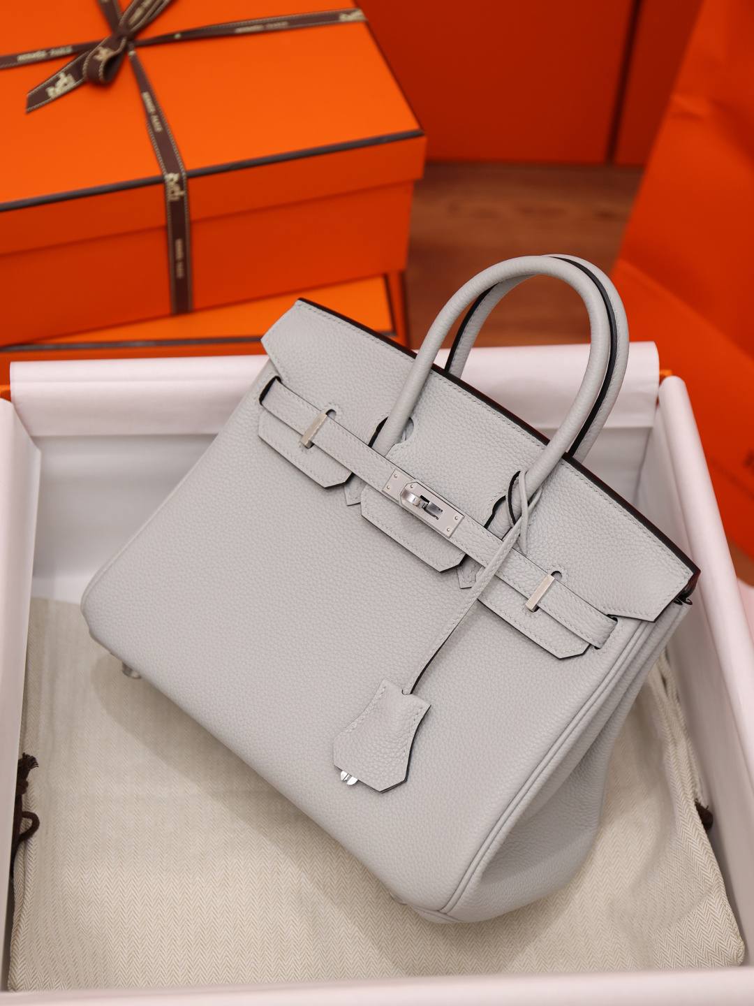 Shebag fully handmade Hermes Birkin 25 in dream blue togo review(Dec 2025 updated)-Best Quality designer Bag Review, and online shopping, designer bag ru Shebag fully handmade Hermes Birkin 25 in dream blue togo review(Dec 2025 updated)-Best Quality designer Bag Review, and online shopping, designer bag ru