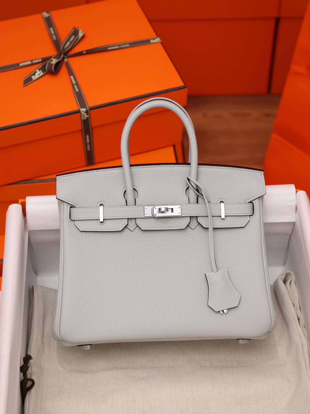 Shebag fully handmade Hermes Birkin 25 in dream blue togo review(Dec 2025 updated)-Best Quality designer Bag Review, and online shopping, designer bag ru Shebag fully handmade Hermes Birkin 25 in dream blue togo review(Dec 2025 updated)-Best Quality designer Bag Review, and online shopping, designer bag ru