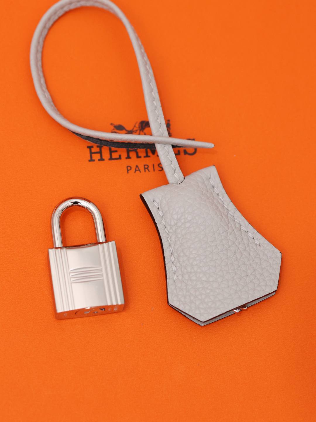 Shebag fully handmade Hermes Birkin 25 in dream blue togo review(Dec 2025 updated)-Best Quality designer Bag Review, and online shopping, designer bag ru Shebag fully handmade Hermes Birkin 25 in dream blue togo review(Dec 2025 updated)-Best Quality designer Bag Review, and online shopping, designer bag ru