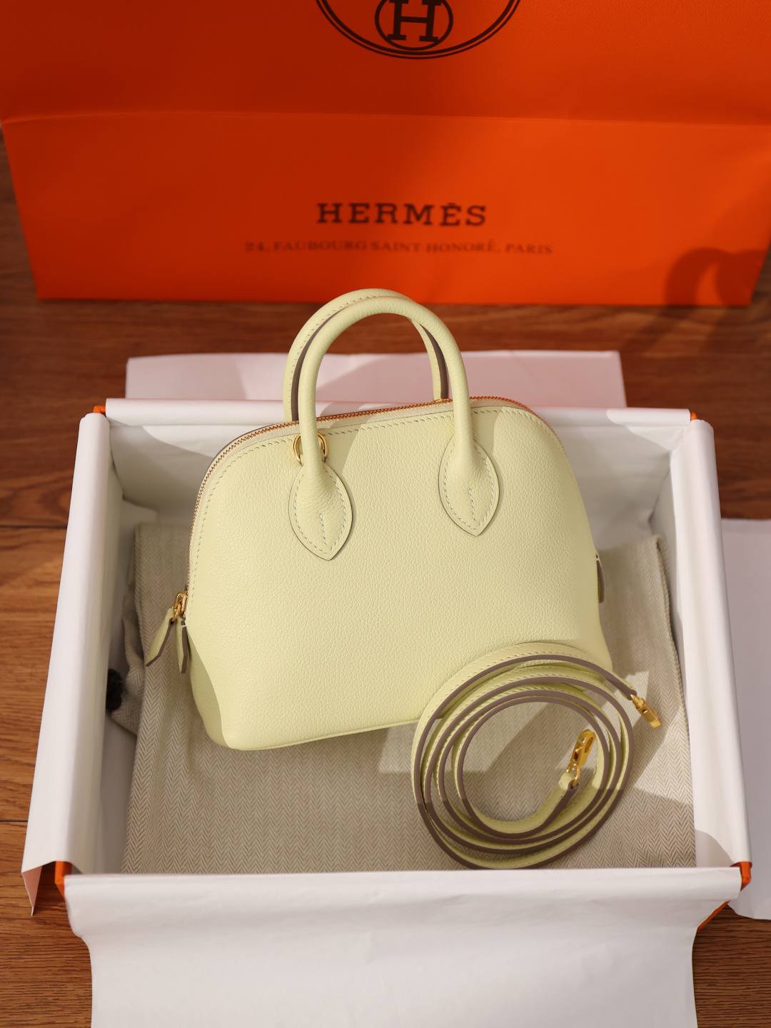 Shebag handmade Hermes Bolide 19 in Jaune Milton I8 color bag review(Jan 2026 updated)-Best Quality designer Bag Review, and online shopping, designer bag ru