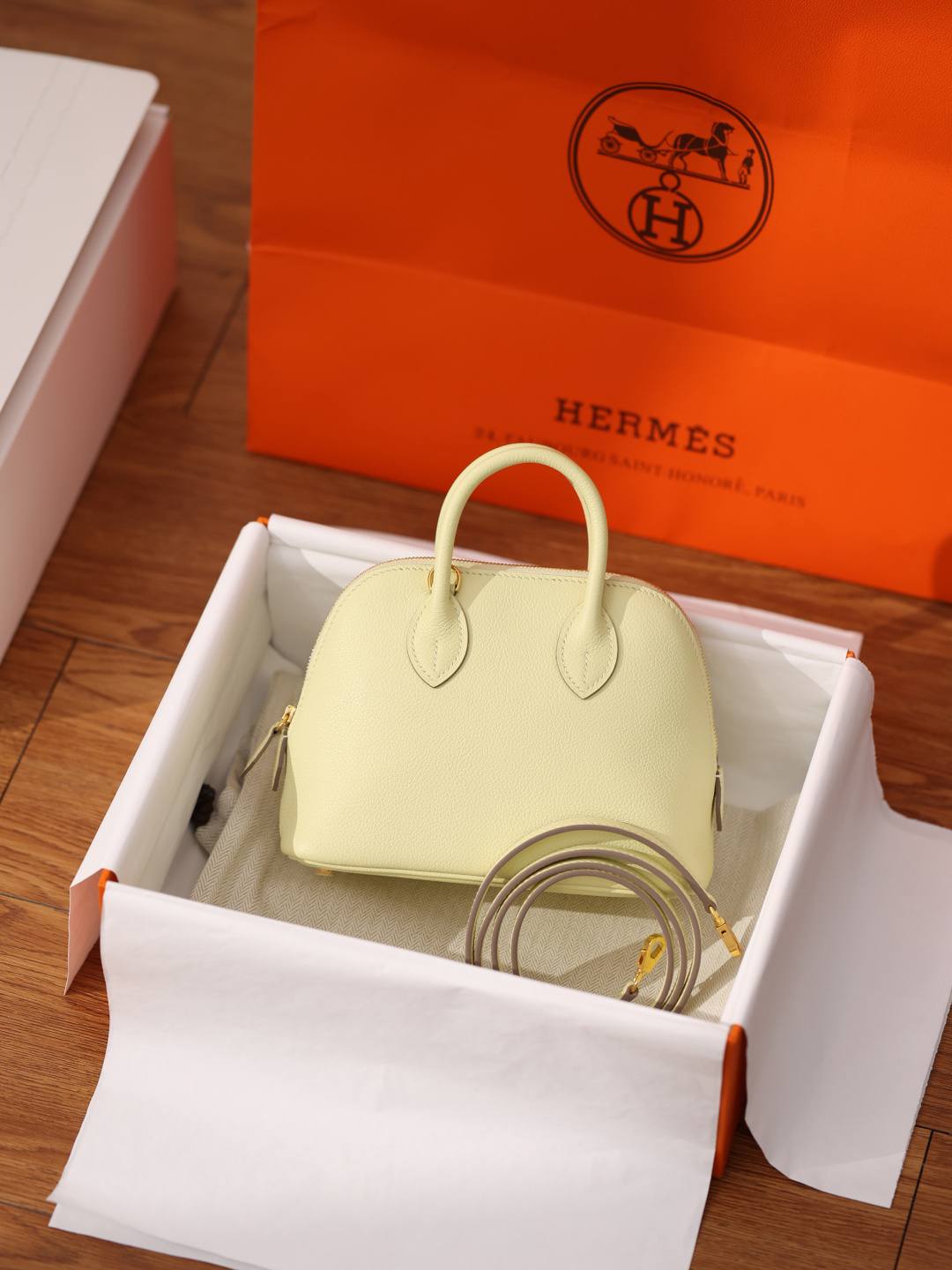 Shebag handmade Hermes Bolide 19 in Jaune Milton I8 color bag review(Jan 2026 updated)-Best Quality designer Bag Review, and online shopping, designer bag ru