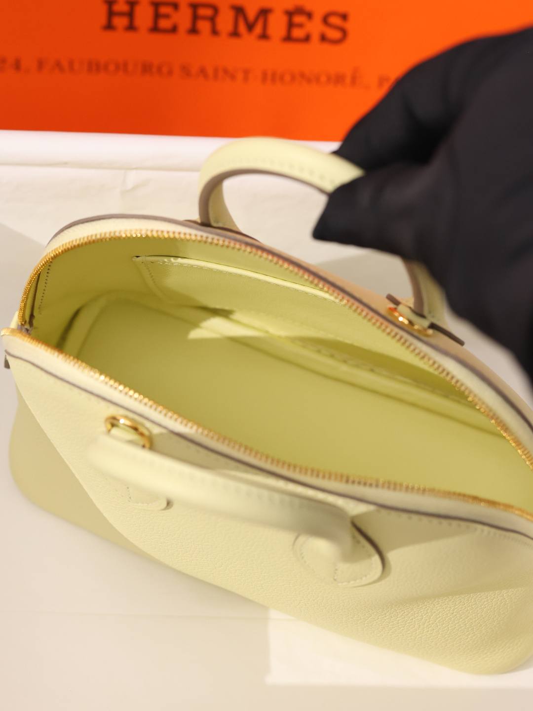 Shebag handmade Hermes Bolide 19 in Jaune Milton I8 color bag review(Jan 2026 updated)-Best Quality designer Bag Review, and online shopping, designer bag ru