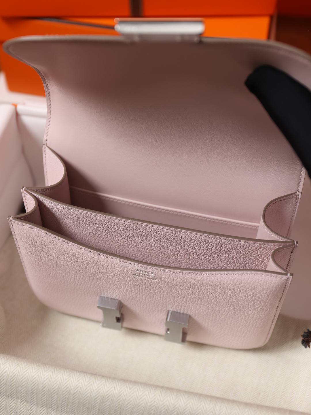 Shebag handmade Hermes Constance 19 Chèvre goatskin Rose Sakura Mauve bag review(Jan 2026 updated)-Best Quality designer Bag Review, and online shopping, designer bag ru