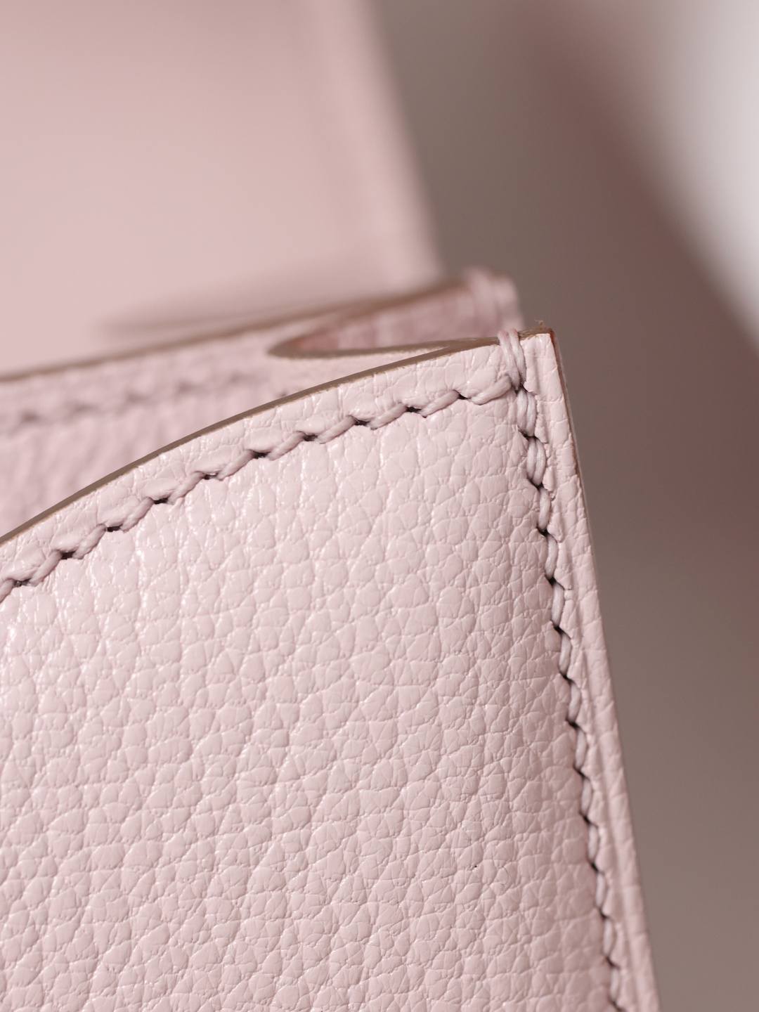 Shebag handmade Hermes Constance 19 Chèvre goatskin Rose Sakura Mauve bag review(Jan 2026 updated)-Best Quality designer Bag Review, and online shopping, designer bag ru
