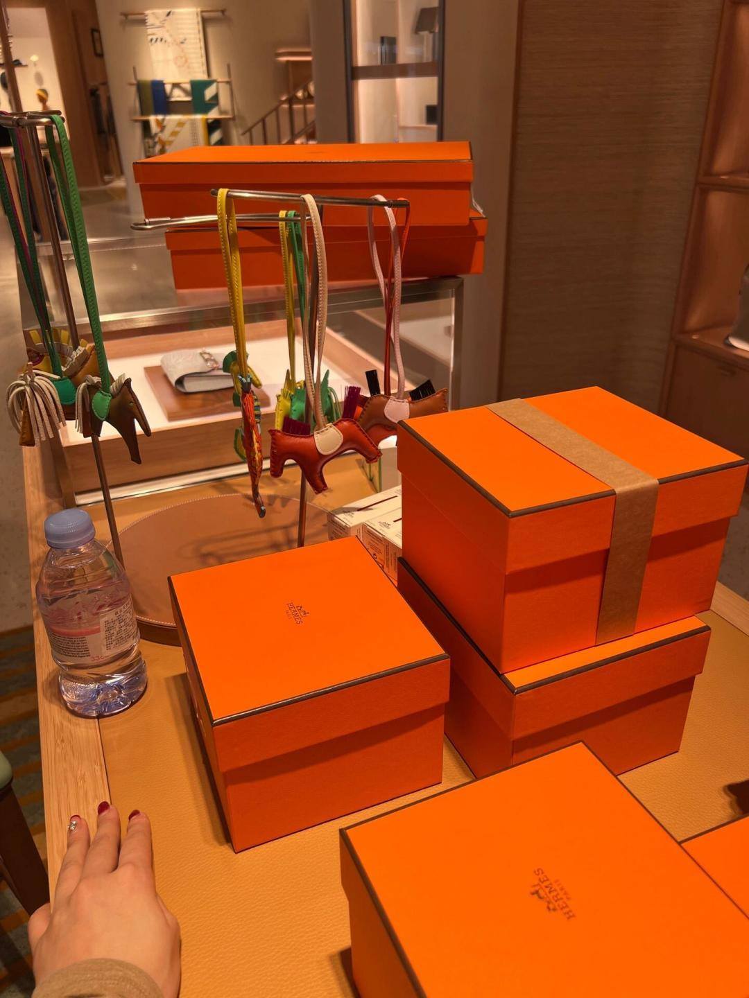 Shebag handmade Hermes Constance 19 box leather bag review(Jan 2026 updated)-Best Quality designer Bag Review, and online shopping, designer bag ru