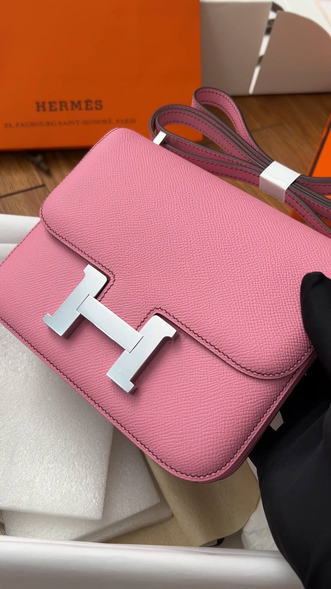 Shebag top replica handmade Hermes Constance 19 bag pink Epsom leather(Jan 2026 updated)-Best Quality designer Bag Review, and online shopping, designer bag ru