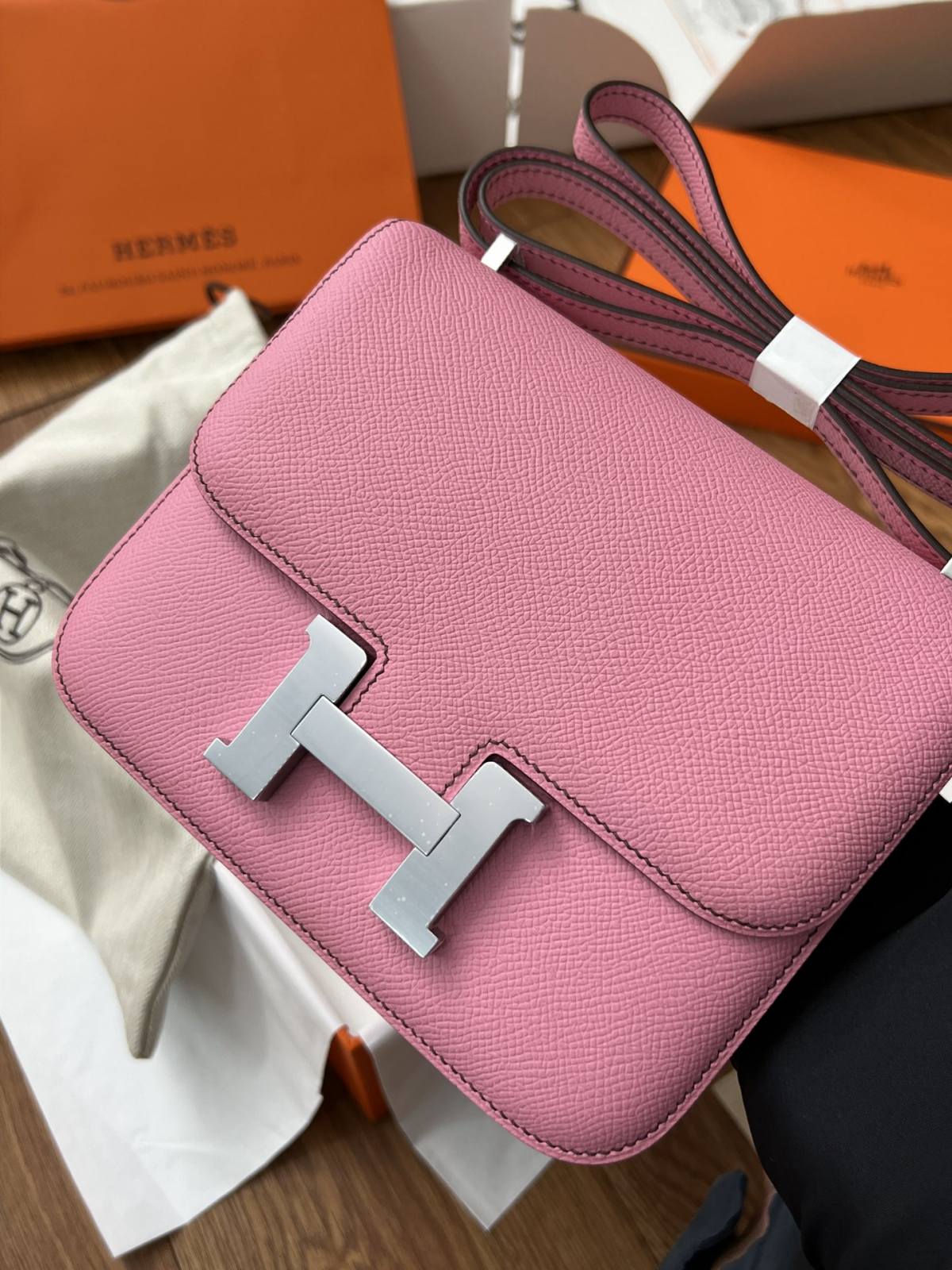 Shebag top replica handmade Hermes Constance 19 bag pink Epsom leather(Jan 2026 updated)-Best Quality designer Bag Review, and online shopping, designer bag ru