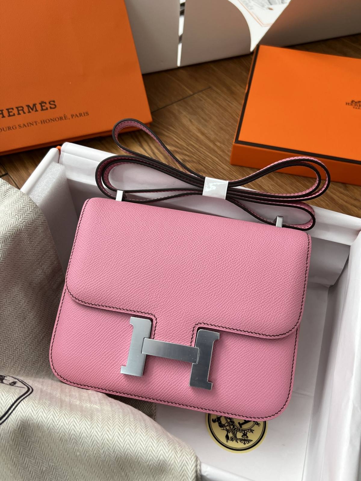 Shebag top replica handmade Hermes Constance 19 bag pink Epsom leather(Jan 2026 updated)-Best Quality designer Bag Review, and online shopping, designer bag ru