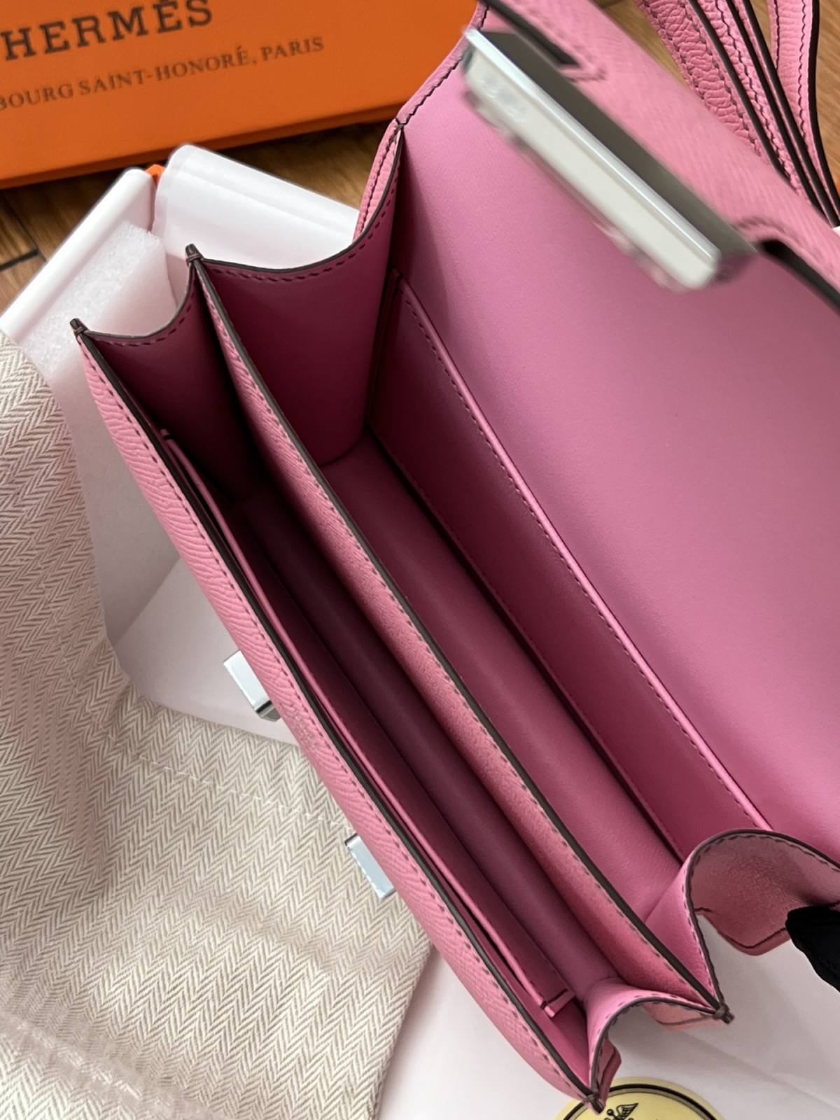 Shebag top replica handmade Hermes Constance 19 bag pink Epsom leather(Jan 2026 updated)-Best Quality designer Bag Review, and online shopping, designer bag ru