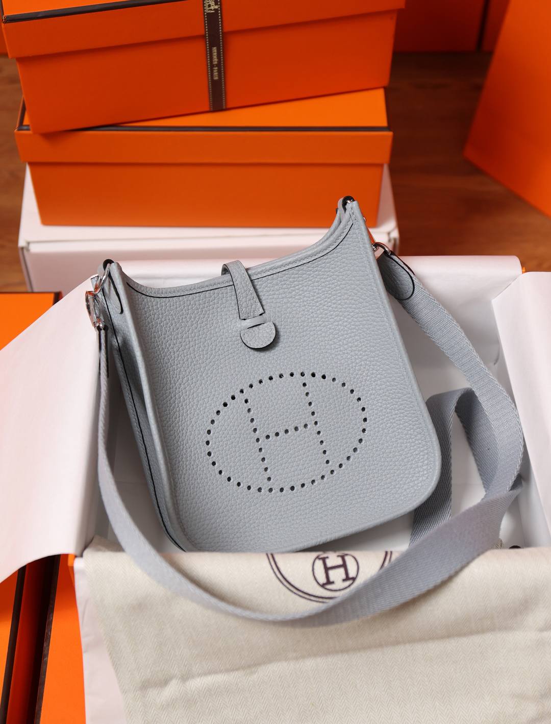 Shebag handmade Hermes Evelyne 19 bag in Togo blue(Jan 2026 updated)-Best Quality designer Bag Review, and online shopping, designer bag ru Shebag handmade Hermes Evelyne 19 bag in Togo blue(Jan 2026 updated)-Best Quality designer Bag Review, and online shopping, designer bag ru