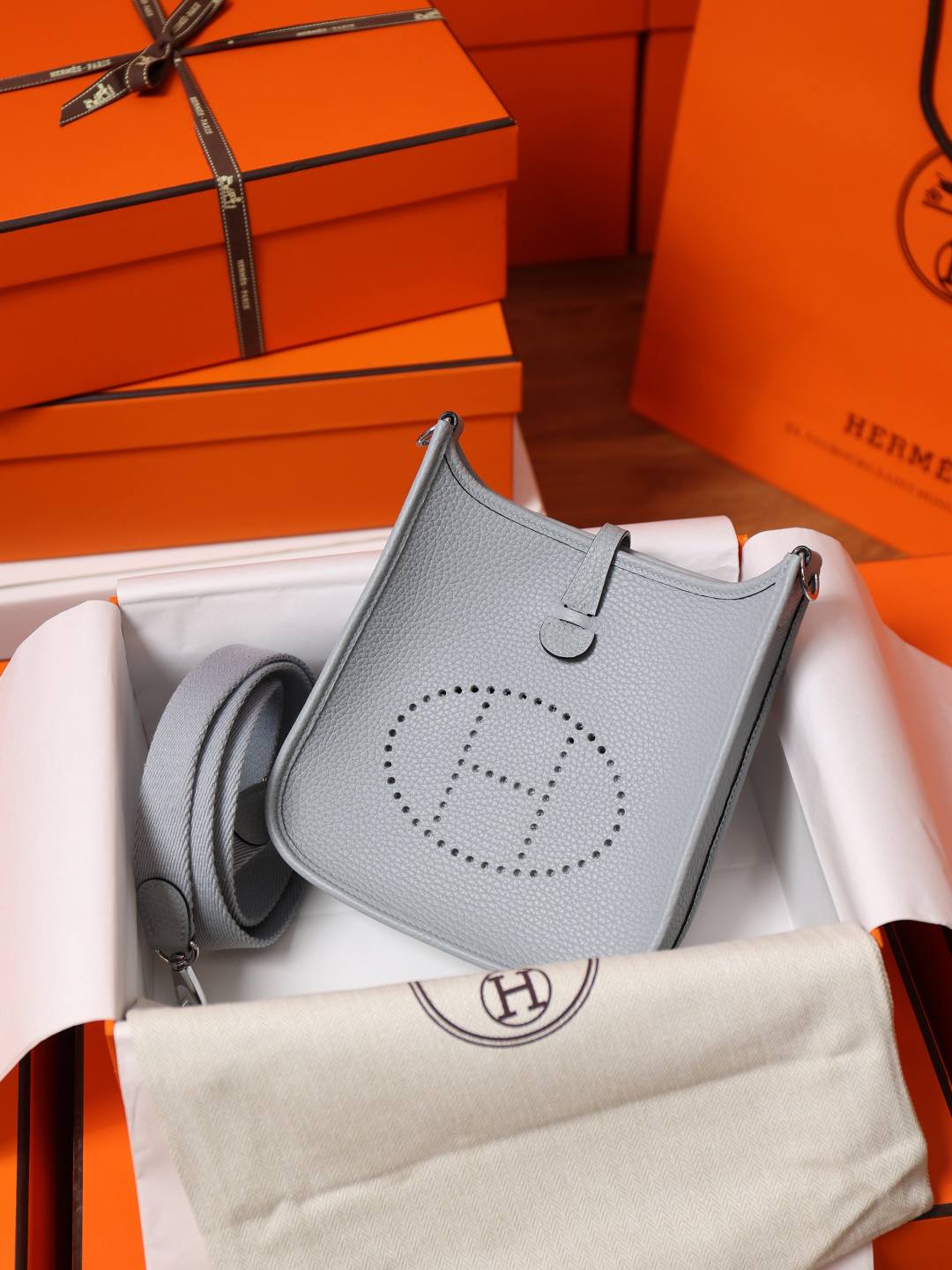 Shebag handmade Hermes Evelyne 19 bag in Togo blue(Jan 2026 updated)-Best Quality designer Bag Review, and online shopping, designer bag ru Shebag handmade Hermes Evelyne 19 bag in Togo blue(Jan 2026 updated)-Best Quality designer Bag Review, and online shopping, designer bag ru