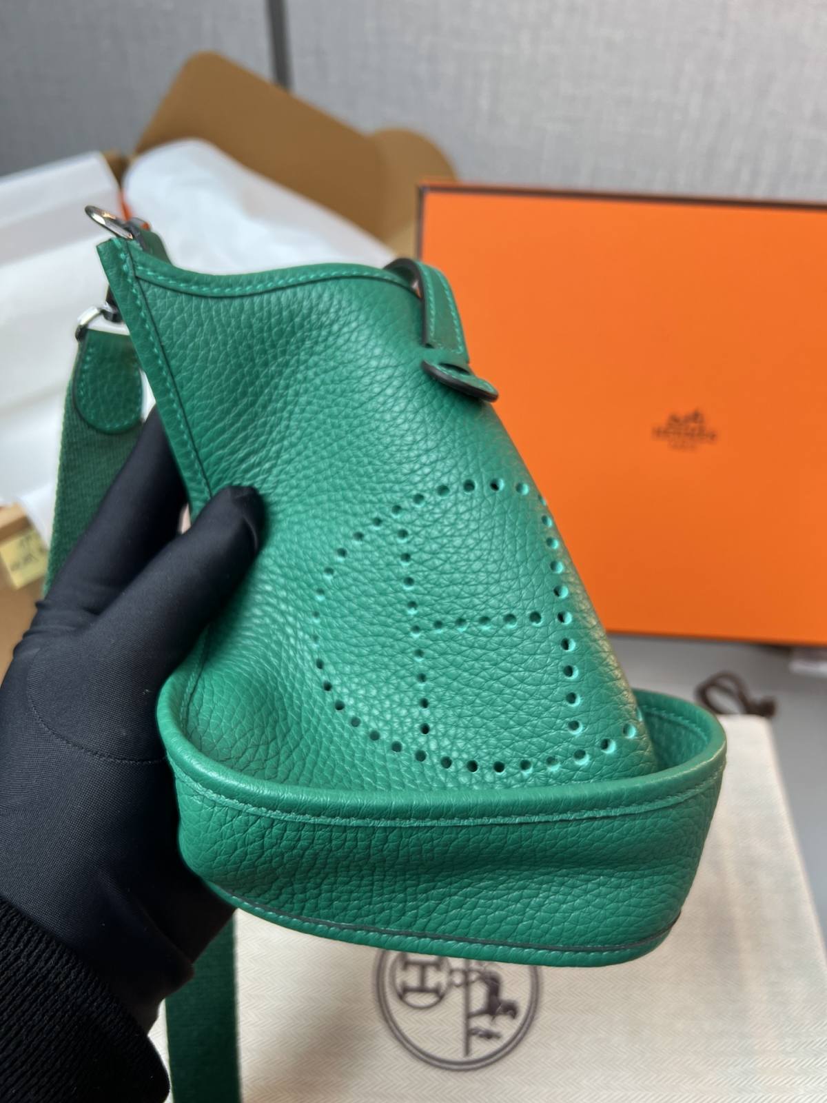 Shebag handmade Hermes Evelyne 19 new green color (Feb 2026 updated)-Best Quality designer Bag Review, and online shopping, designer bag ru Shebag handmade Hermes Evelyne 19 new green color (Feb 2026 updated)-Best Quality designer Bag Review, and online shopping, designer bag ru