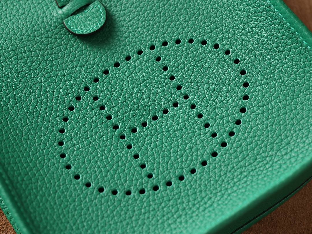 Shebag handmade Hermes Evelyne 19 new green color (Feb 2026 updated)-Best Quality designer Bag Review, and online shopping, designer bag ru Shebag handmade Hermes Evelyne 19 new green color (Feb 2026 updated)-Best Quality designer Bag Review, and online shopping, designer bag ru