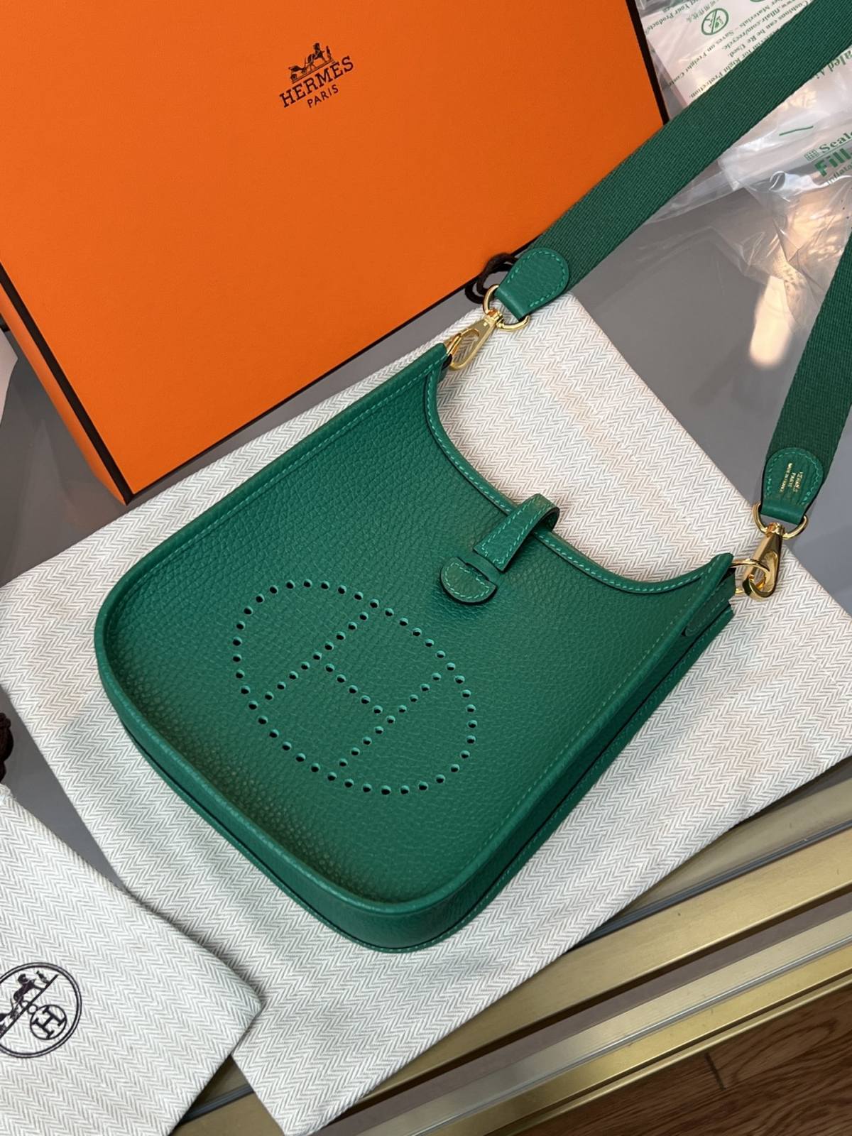 Shebag handmade Hermes Evelyne 19 new green color (Feb 2026 updated)-Best Quality designer Bag Review, and online shopping, designer bag ru Shebag handmade Hermes Evelyne 19 new green color (Feb 2026 updated)-Best Quality designer Bag Review, and online shopping, designer bag ru