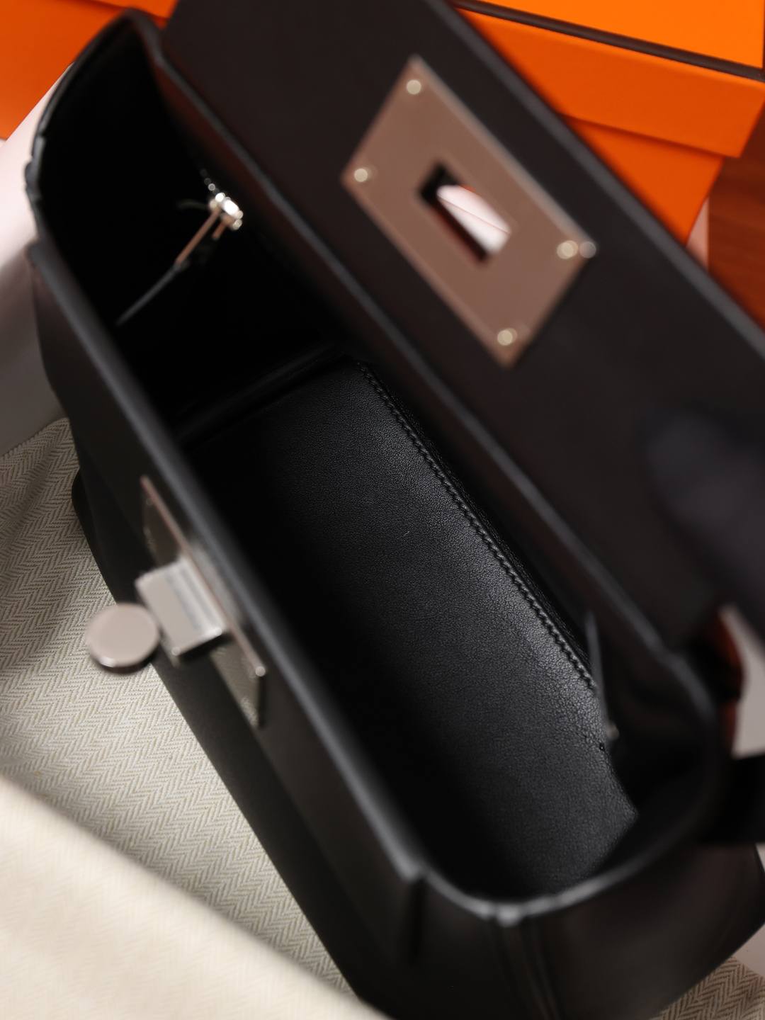 Shebag handmade Hermes 2424 new black bag review(Feb 2026 updated)-Best Quality designer Bag Review, and online shopping, designer bag ru Shebag handmade Hermes 2424 new black bag review(Feb 2026 updated)-Best Quality designer Bag Review, and online shopping, designer bag ru