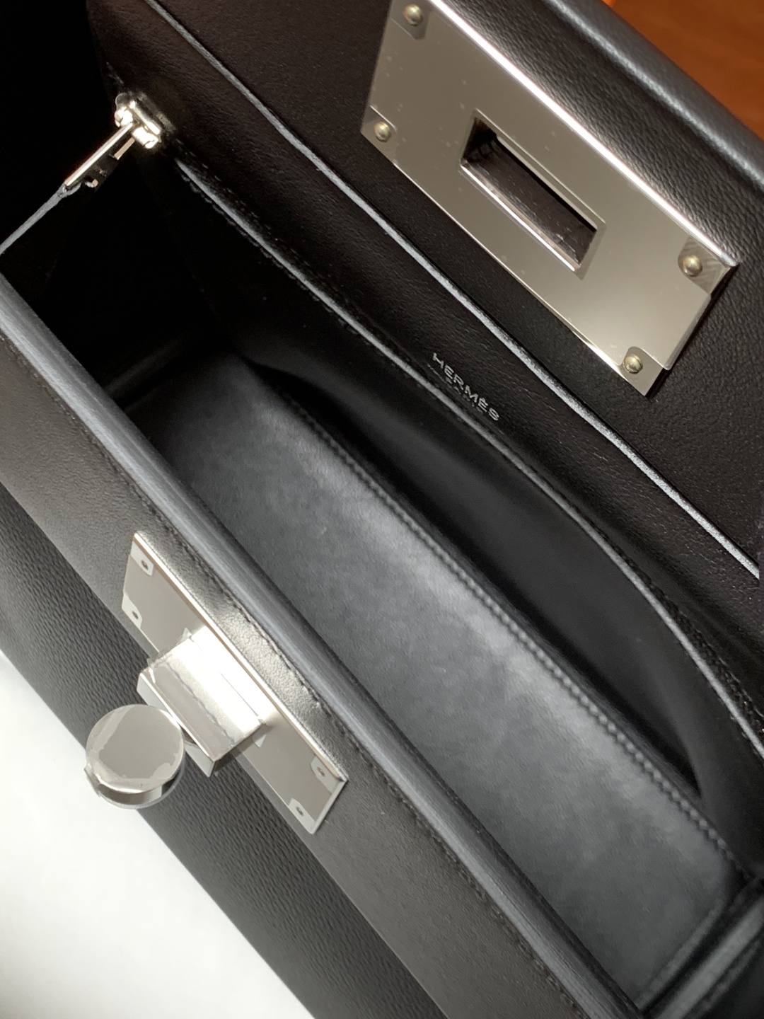 Shebag handmade Hermes 2424 new black bag review(Feb 2026 updated)-Best Quality designer Bag Review, and online shopping, designer bag ru Shebag handmade Hermes 2424 new black bag review(Feb 2026 updated)-Best Quality designer Bag Review, and online shopping, designer bag ru