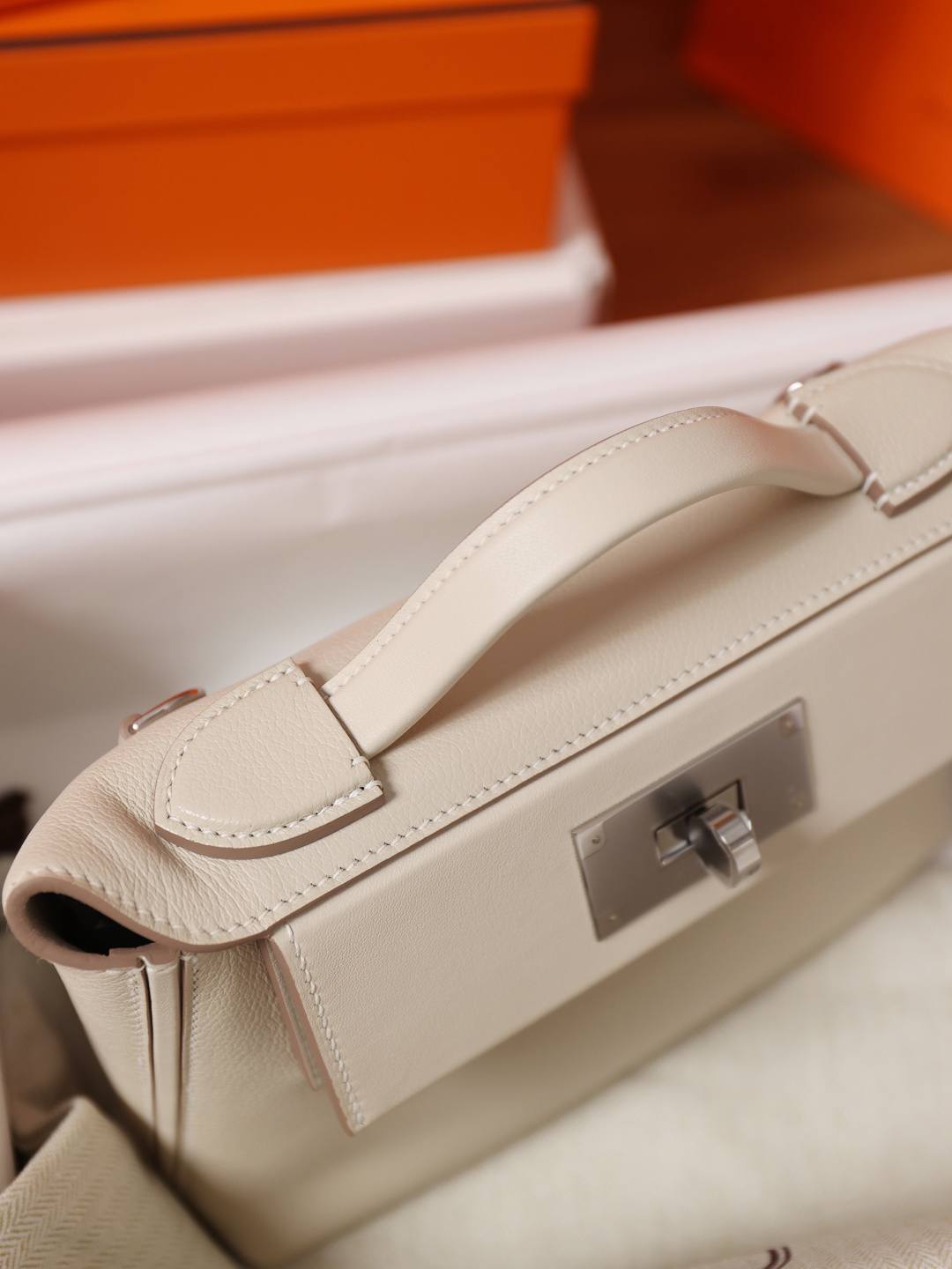 Shebag hand made Hermes 2424 bag in white leather review(Feb 2026 updated)-Best Quality designer Bag Review, and online shopping, designer bag ru Shebag hand made Hermes 2424 bag in white leather review(Feb 2026 updated)-Best Quality designer Bag Review, and online shopping, designer bag ru