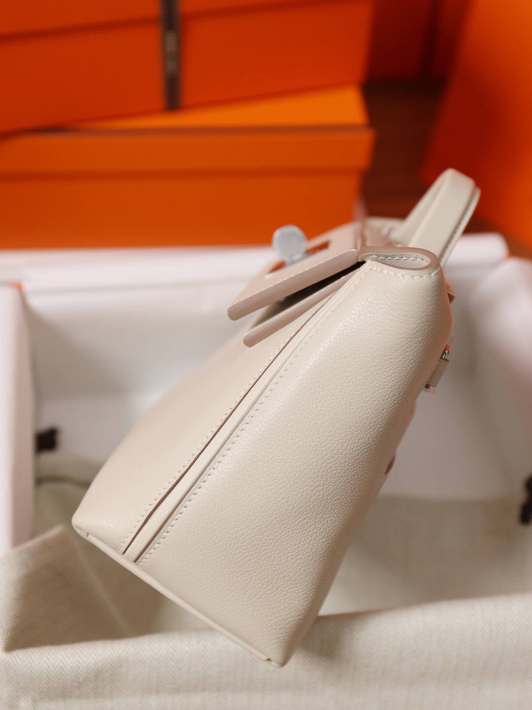 Shebag hand made Hermes 2424 bag in white leather review(Feb 2026 updated)-Best Quality designer Bag Review, and online shopping, designer bag ru Shebag hand made Hermes 2424 bag in white leather review(Feb 2026 updated)-Best Quality designer Bag Review, and online shopping, designer bag ru