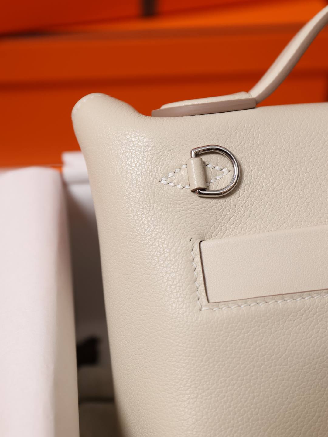 Shebag hand made Hermes 2424 bag in white leather review(Feb 2026 updated)-Best Quality designer Bag Review, and online shopping, designer bag ru Shebag hand made Hermes 2424 bag in white leather review(Feb 2026 updated)-Best Quality designer Bag Review, and online shopping, designer bag ru